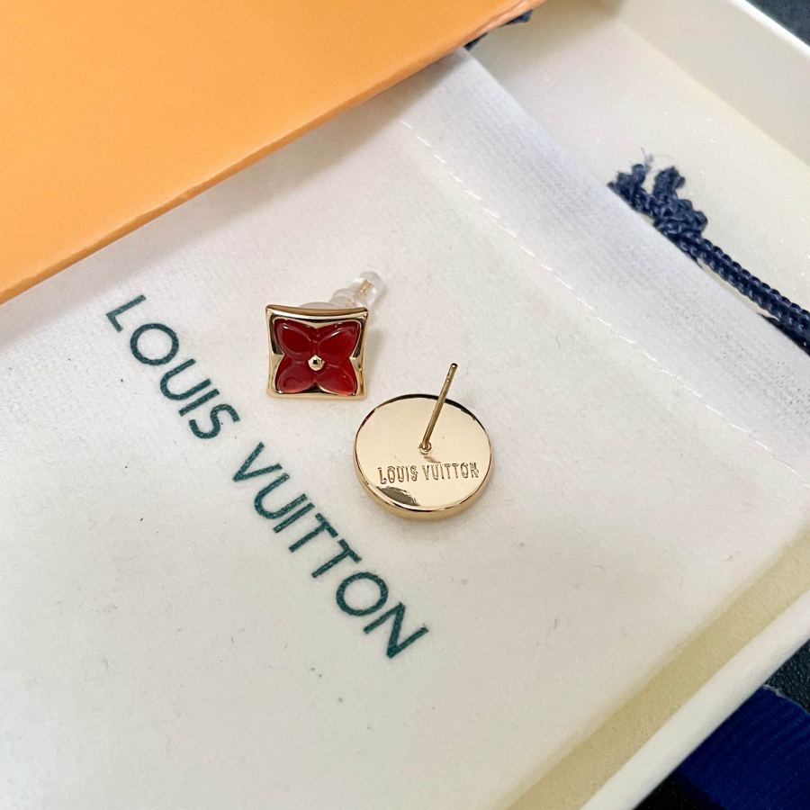 Louis Vuitton Jewelry Lv Louis Vuitton 2025 cnc T — AAA Quality Replica — photo 8