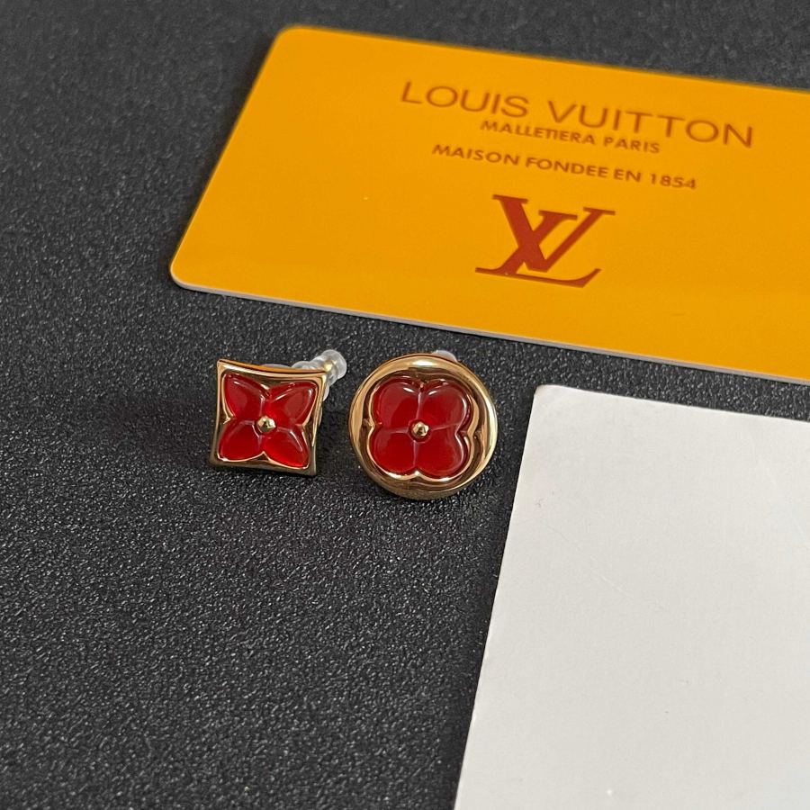 Louis Vuitton Jewelry Lv Louis Vuitton 2025 cnc T — AAA Quality Replica — photo 7