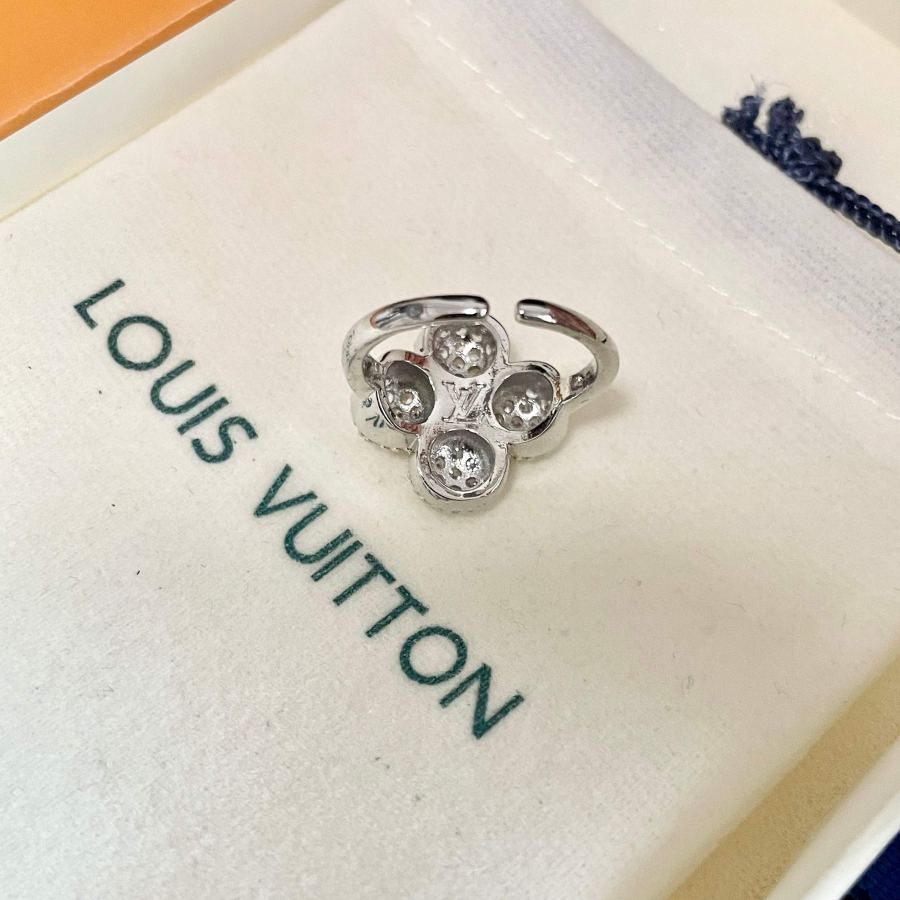 Ювелирные изделия Louis Vuitton New LV Louis Vuitton — photo 8