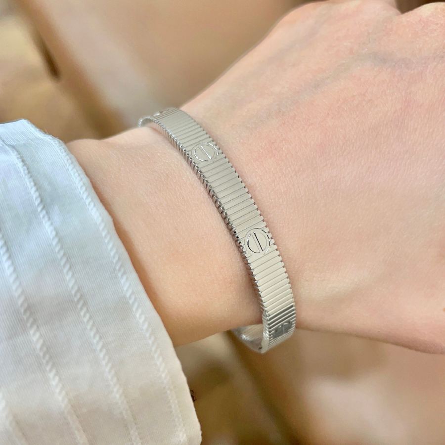 Cartier Jewelry Cartier 18k logo 360 — AAA Quality Replica