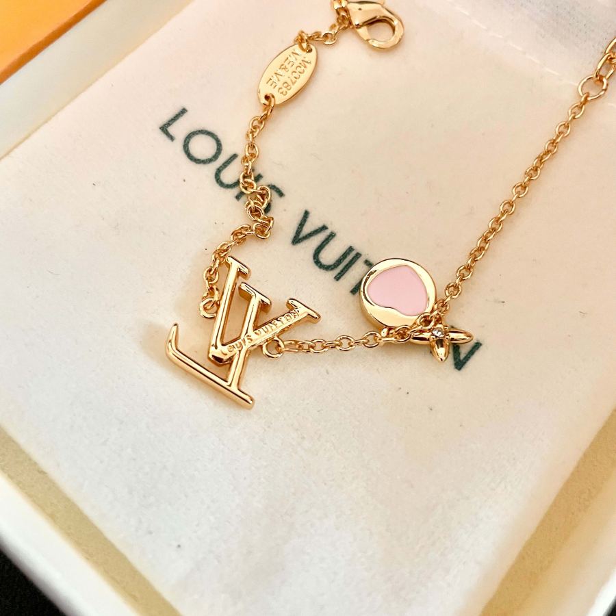 Louis Vuitton Jewelry LOUISVUITTON LV ． ． ． — 1:1 Replica — photo 8