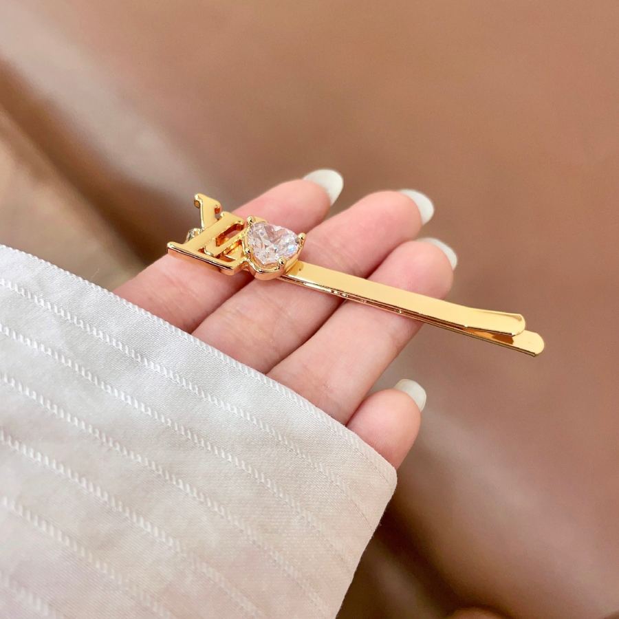 Louis Vuitton Jewelry LV Hairpin Fairy Beads and Diamond Jewelry — 1:1 Replica — photo 4