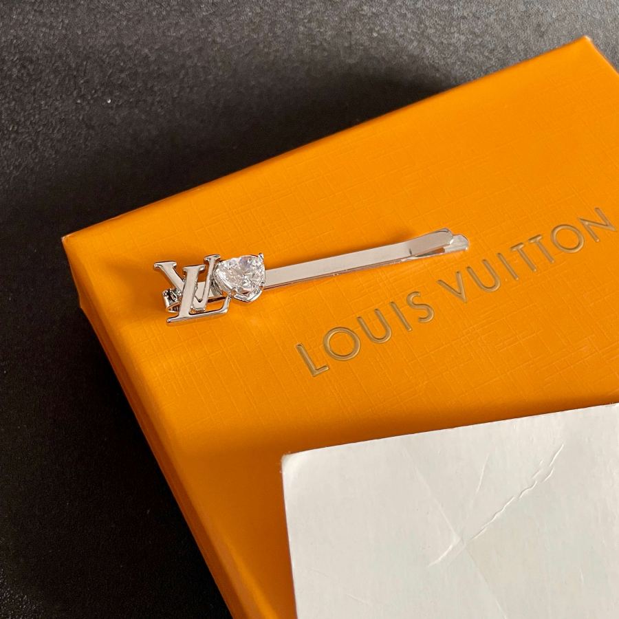 Louis Vuitton Jewelry LV Hairpin Fairy Beads and Diamond Jewelry — Premium Replica — photo 6