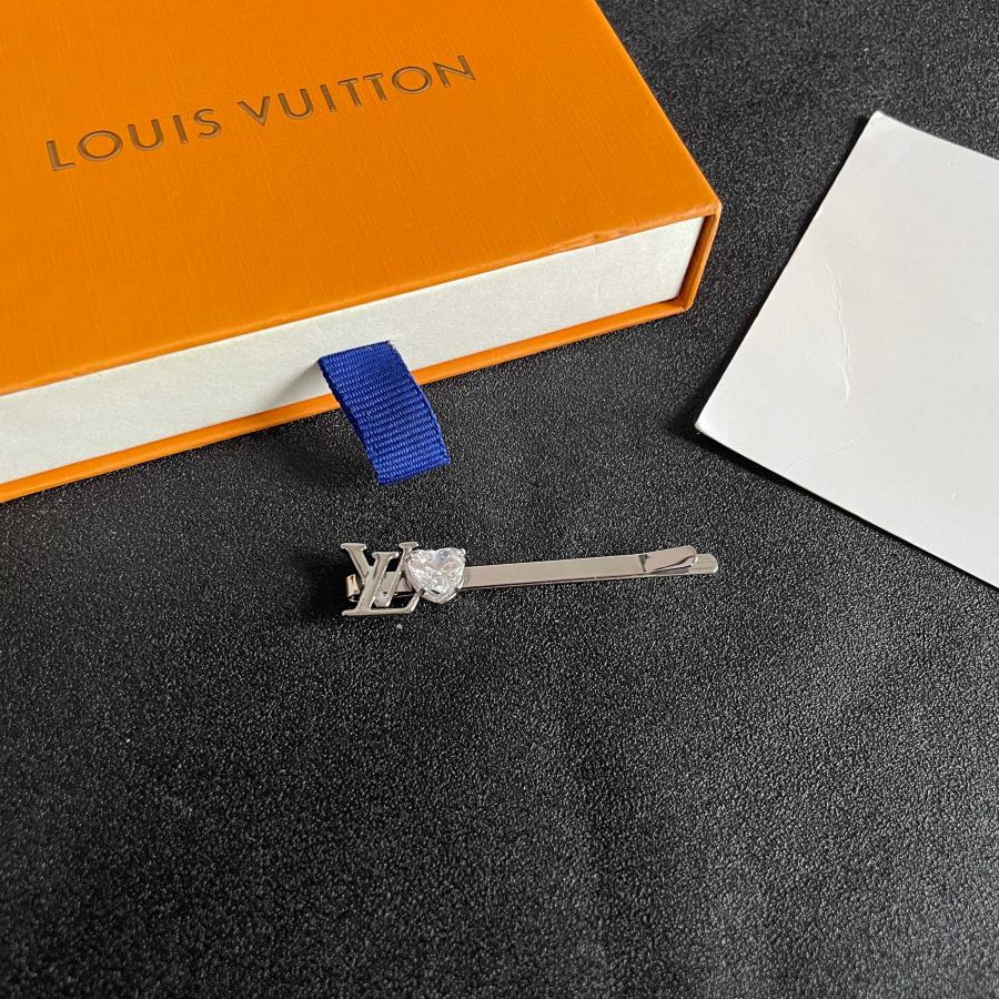 Louis Vuitton Jewelry LV Hairpin Fairy Beads and Diamond Jewelry — Premium Replica — photo 5