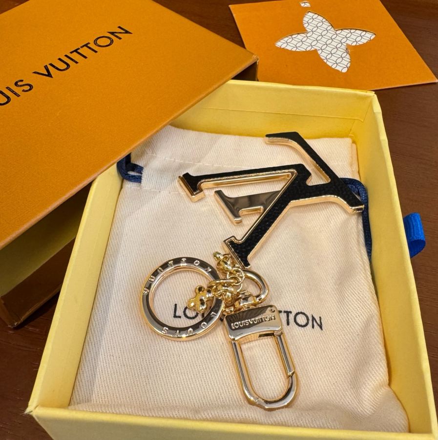 Louis Vuitton Jewelry LV Keychain Charm LV X TM LV ICONIC — Premium Replica — photo 7