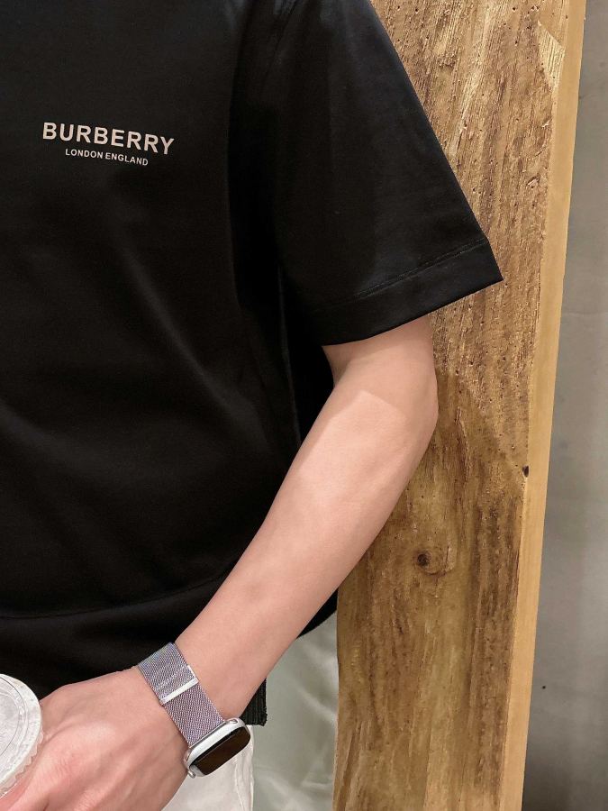 Burberry hombre [Burberry Primavera/Verano 2026 Camisetas personalizadas de alta gama] — photo 3