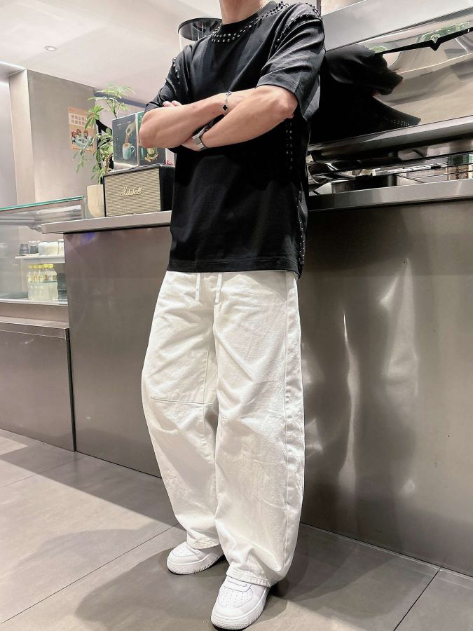 Valentino men [Valentino Spring/Summer 2026 High-end customized T-shirts] — 1:1 Replica For Sale — photo 6
