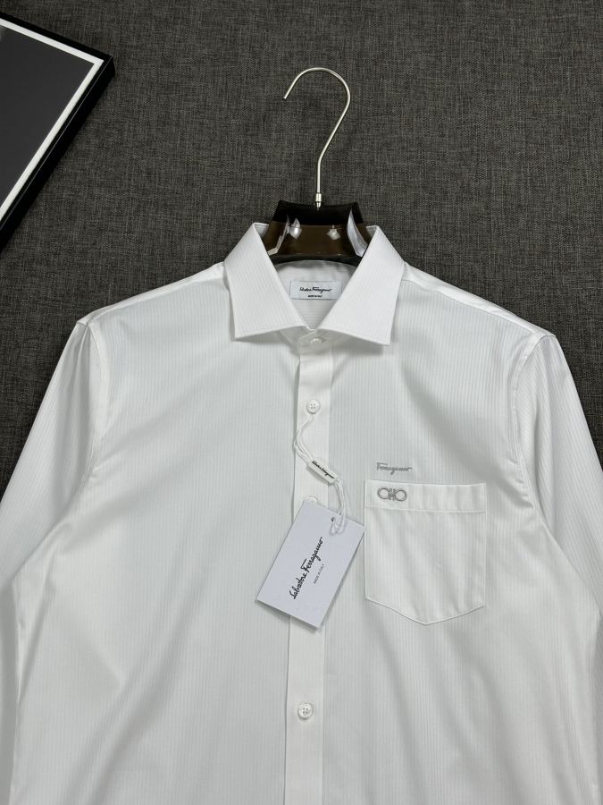 Ferragamo men classic business casual shirt with figure-shaped collar, high count, dark pattern, — AAA Quality Replica — photo 5