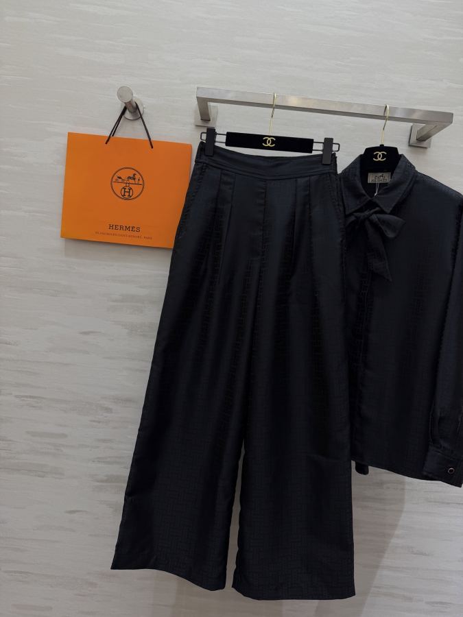 Hermes Women ²⁶ + logo size S | M | L s 46 110 65 66 100 101 — AAA Quality Replica — photo 5