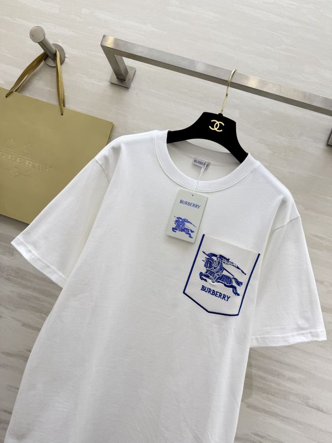 Burberry Women ²⁶ T | size xs | S | M | L s 46 108 71 — Premium Replica — photo 4