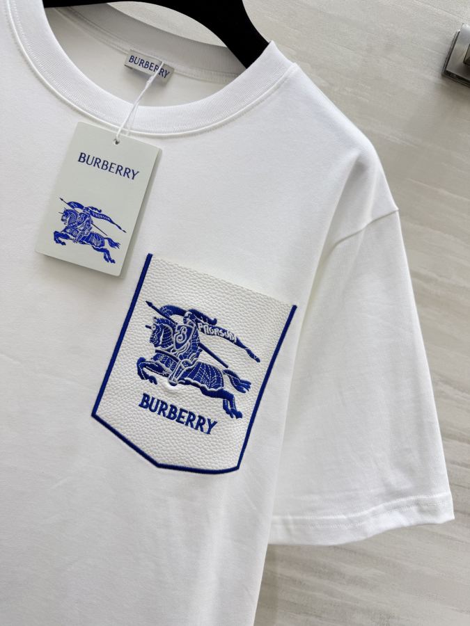 Burberry Women ²⁶ T | size xs | S | M | L s 46 108 71 — Premium Replica — photo 3