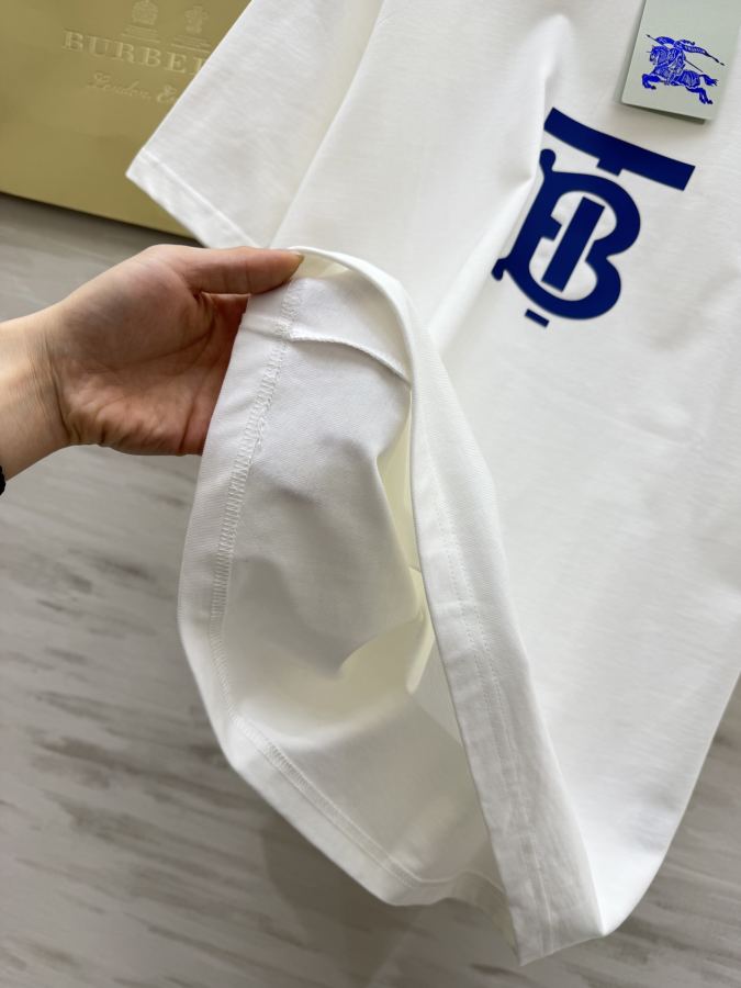 Burberry Women ²⁶ New T ｜ size xs/S/M/L xs 45 108 70 — 1:1 Replica For Sale — photo 5