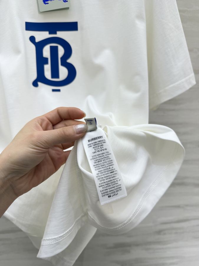 Burberry Women ²⁶ New T ｜ size xs/S/M/L xs 45 108 70 — 1:1 Replica For Sale — photo 9