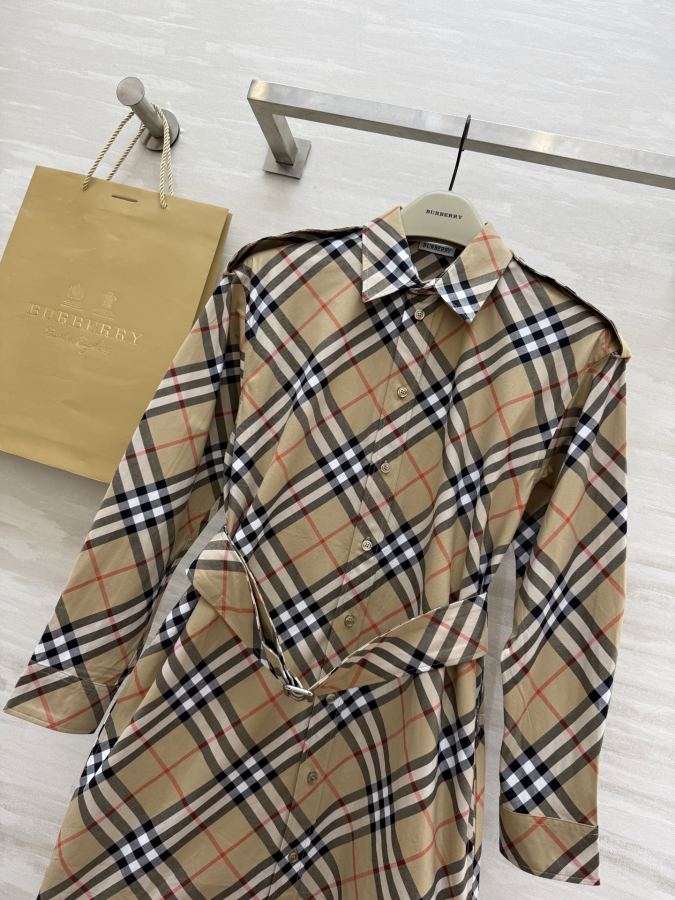Burberry Women New Uk 4/6/8/10/12 4 46 104 96 — 1:1 Replica For Sale — photo 2