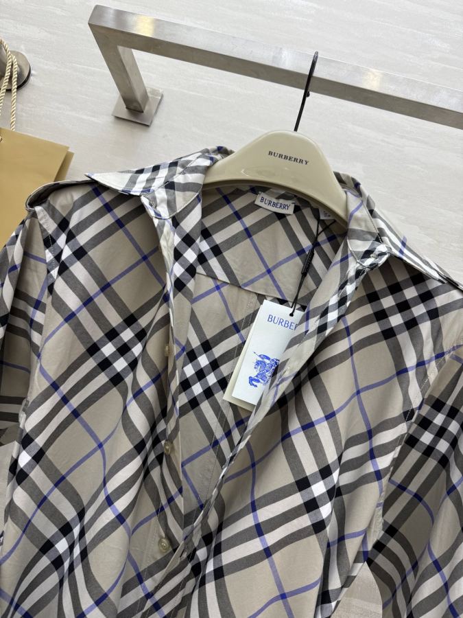 Burberry Women Uk 4 | 6 | 8 | 10 | 12 4 46 104 96 — 1:1 Replica For Sale — photo 7