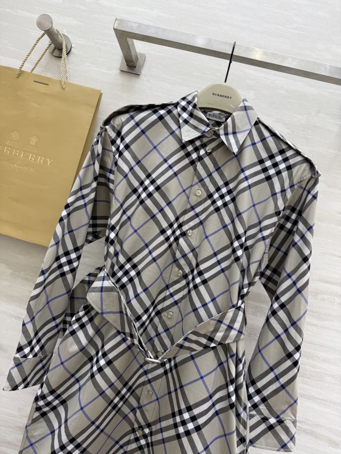 Burberry Women Uk 4 | 6 | 8 | 10 | 12 4 46 104 96 — 1:1 Replica For Sale — photo 2