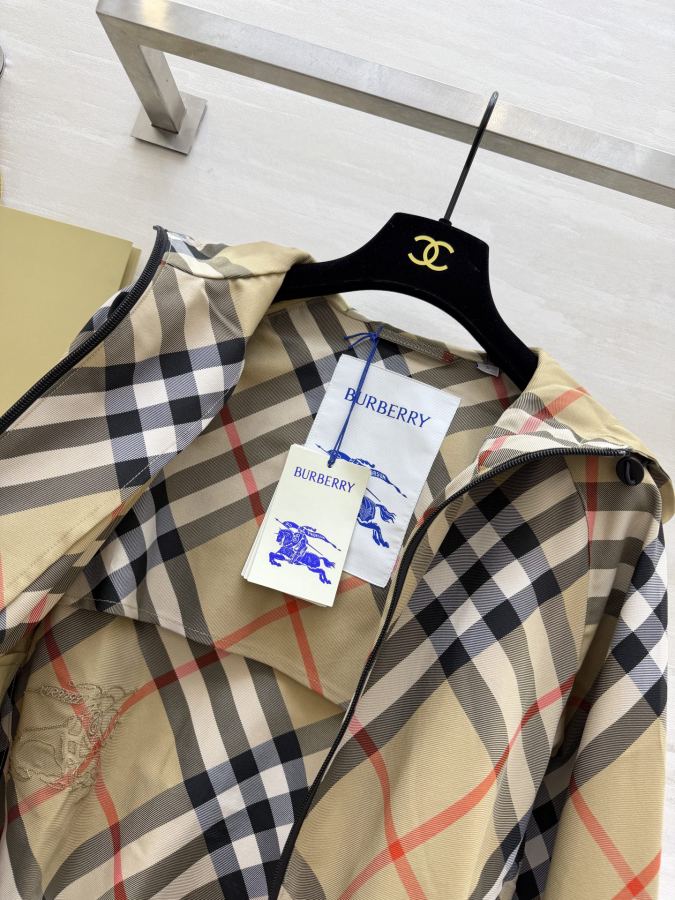Burberry Women ²⁶ + + size S/M/L s 108 54 — AAA Quality Replica — photo 8