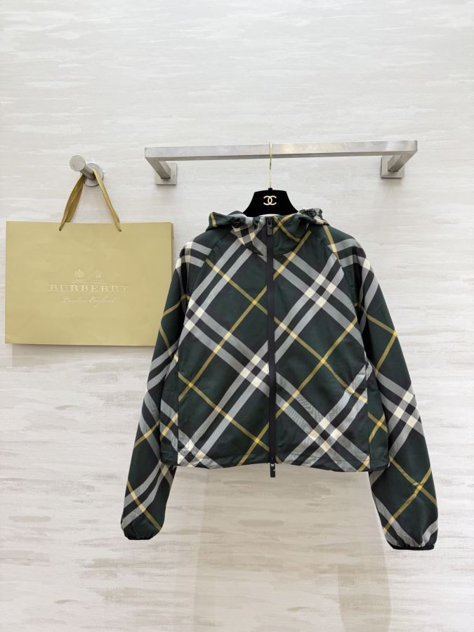 Burberry Mulher ²⁶ + + tamanho S | M | Ls 108 54