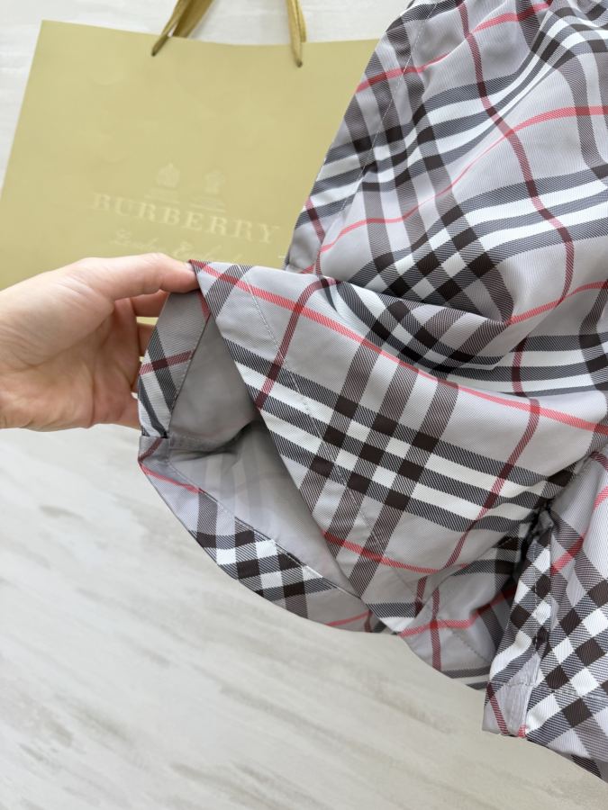 Burberry Women T size S | M | L | XL | XXL M 68 41 — AAA Quality Replica — photo 6