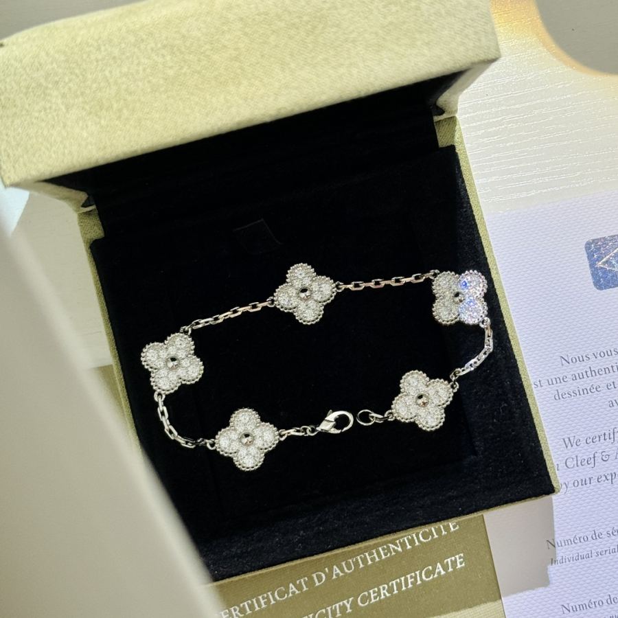 Van Cleef & Arpels Jewelry V An Cleef & Arpels Series Au 750 18 K 053130 — 1:1 Replica For Sale — photo 7