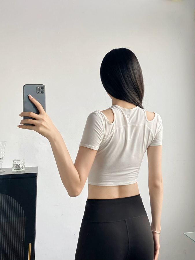 Lulu T-shirt lululemon Shoulder Cut-Out Women's — AAA Quality Replica — photo 2