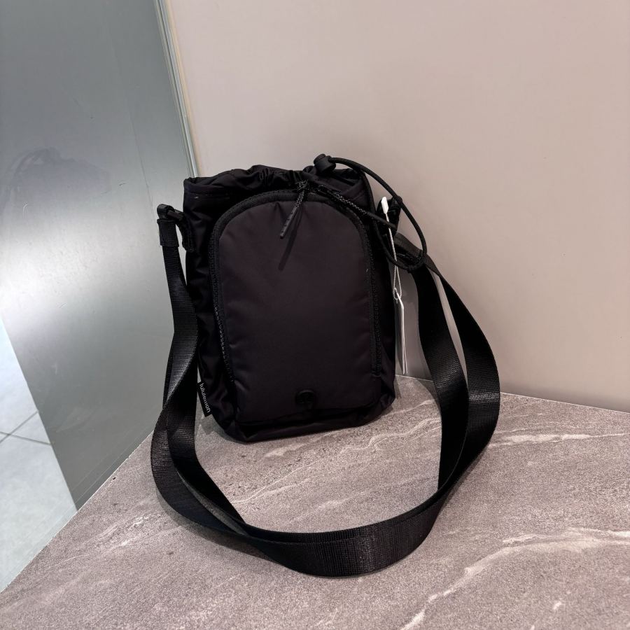 Lulu accessories Lululemon Water Bottle Crossbody with Front Pocket — Premium Replica — photo 8