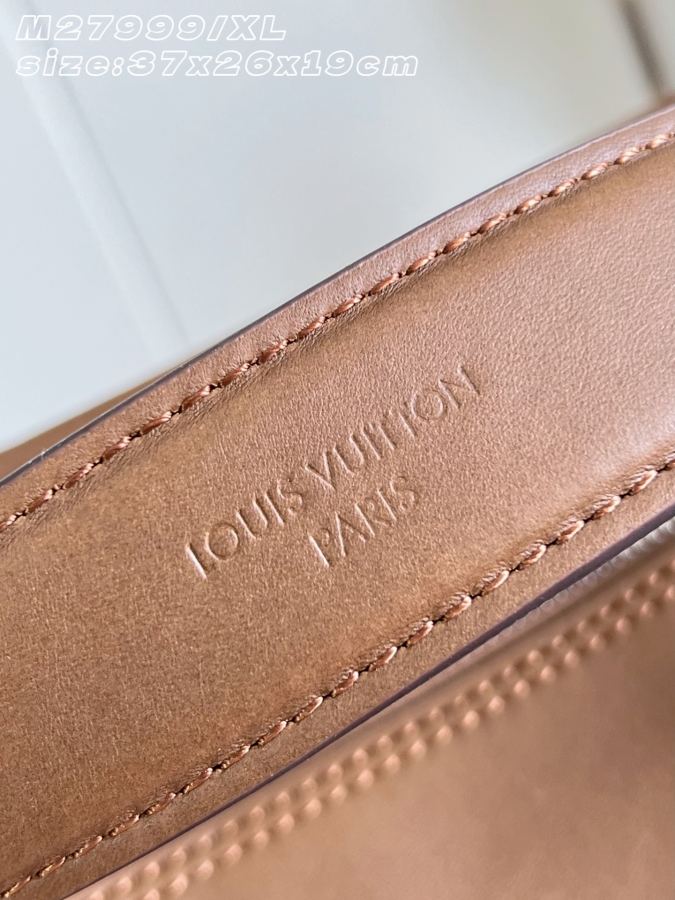 LV bag M27999 | Nil XL LV Blason 37 x 26 x 19 x — 1:1 Replica For Sale — photo 9
