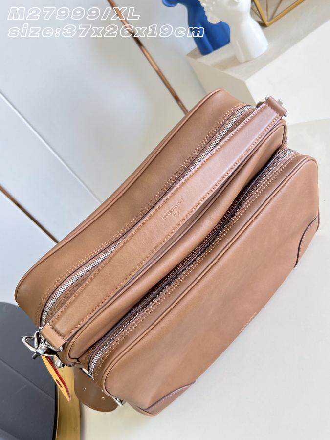 LV bag M27999 | Nil XL LV Blason 37 x 26 x 19 x — 1:1 Replica For Sale — photo 8