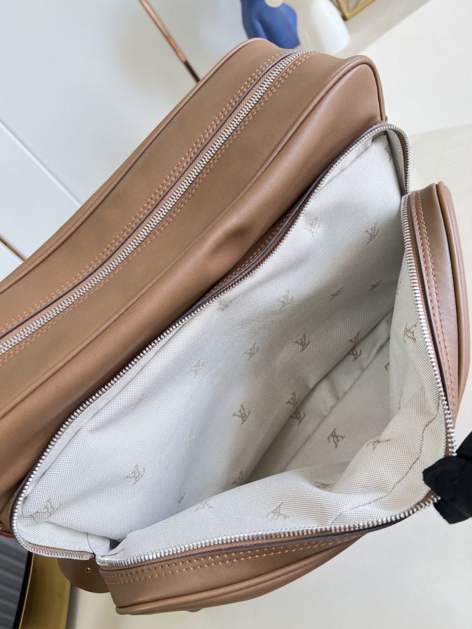 LV bag M27999 | Nil XL LV Blason 37 x 26 x 19 x — 1:1 Replica For Sale — photo 10
