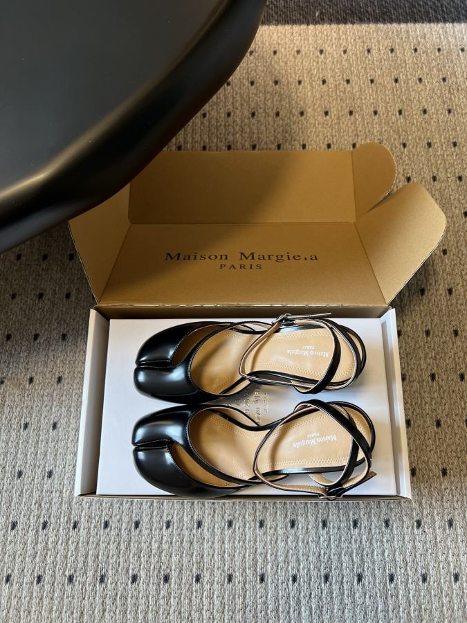 Maison margiela women's shoes Maison Margiela 26ss New MM6 tabi — Premium Replica — photo 6