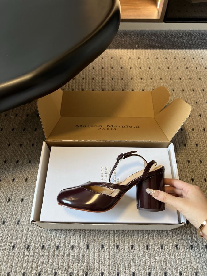 Maison margiela women's shoes Maison Margiela 26ss MM6 tabi — Premium Replica — photo 5