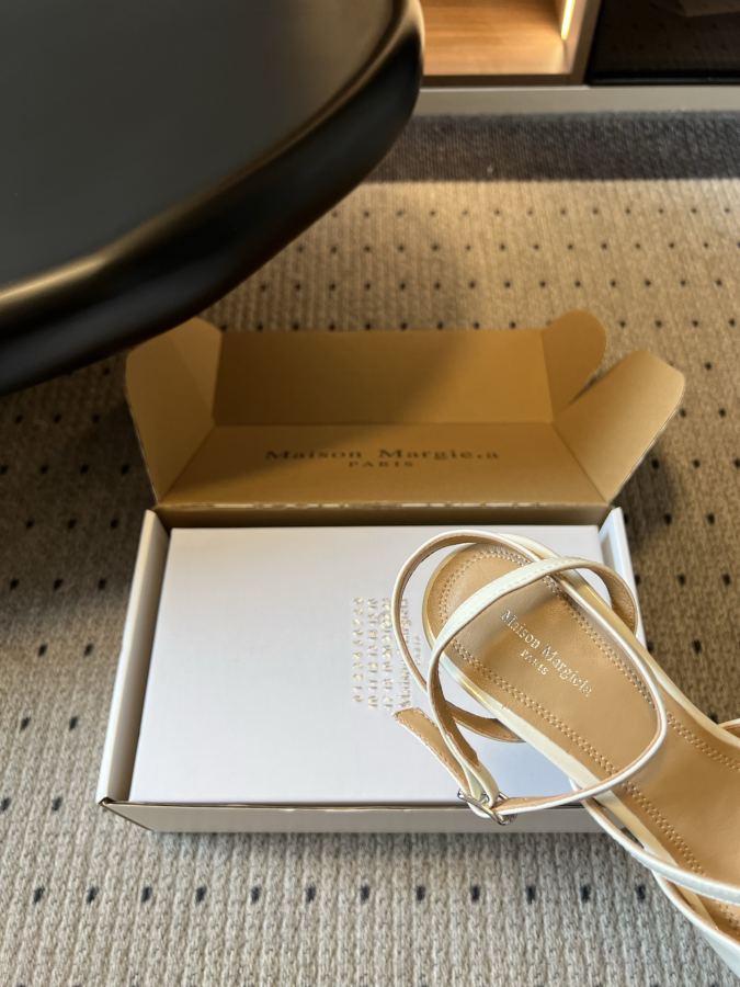 Maison margiela women's shoes Maison Margiela 26ss New MM6 tabi — 1:1 Replica — photo 8