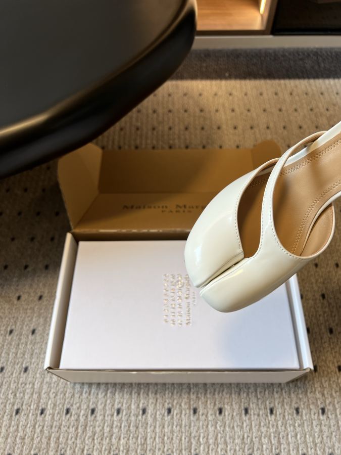 Maison margiela women's shoes Maison Margiela 26ss New MM6 tabi — 1:1 Replica — photo 7