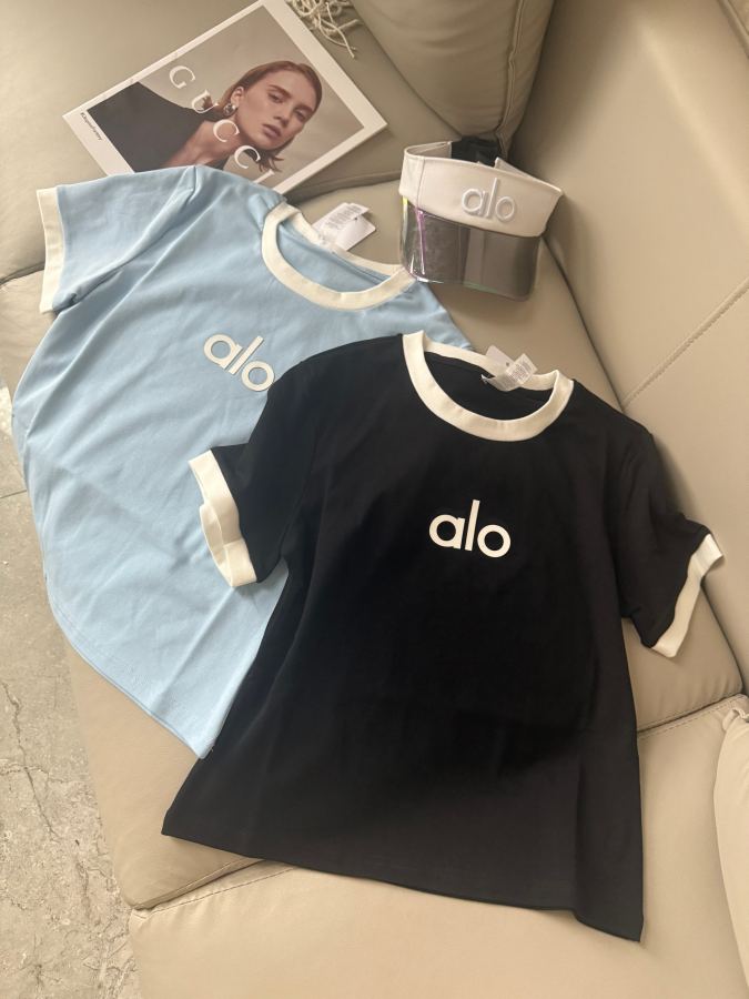Alo T-shirt Alo yoga T — 1:1 Replica — photo 7