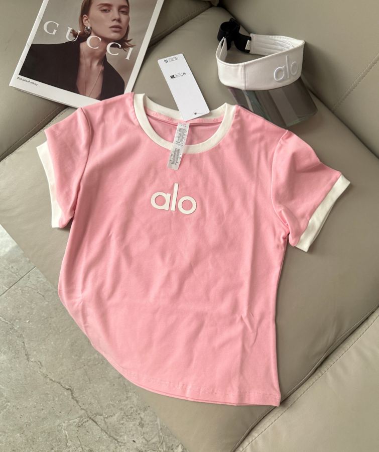Alo T-shirt Alo yoga T — 1:1 Replica — photo 9