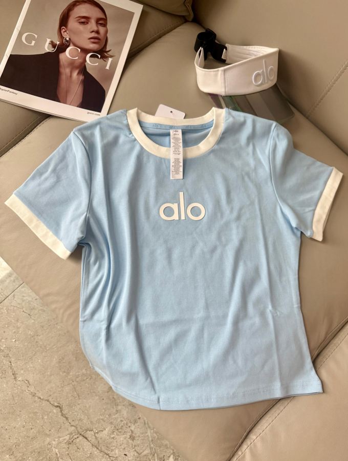 Alo T-shirt Alo yoga T — 1:1 Replica — photo 5