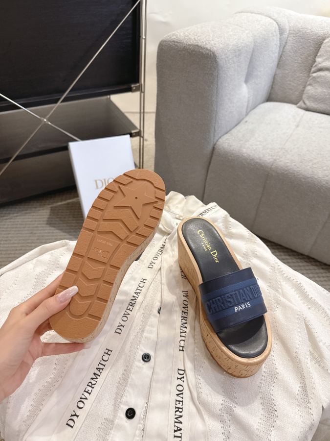 Dior women's shoes Dior 2025 New Dway CD logo — Premium Replica — photo 6