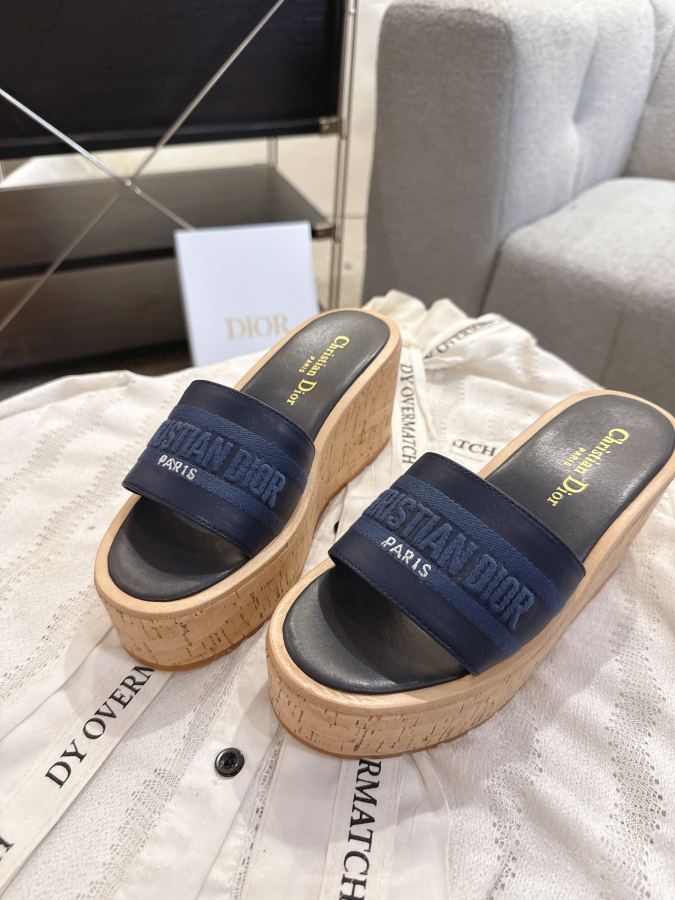 Dior women's shoes Dior 2025 New Dway CD logo — Premium Replica — photo 7