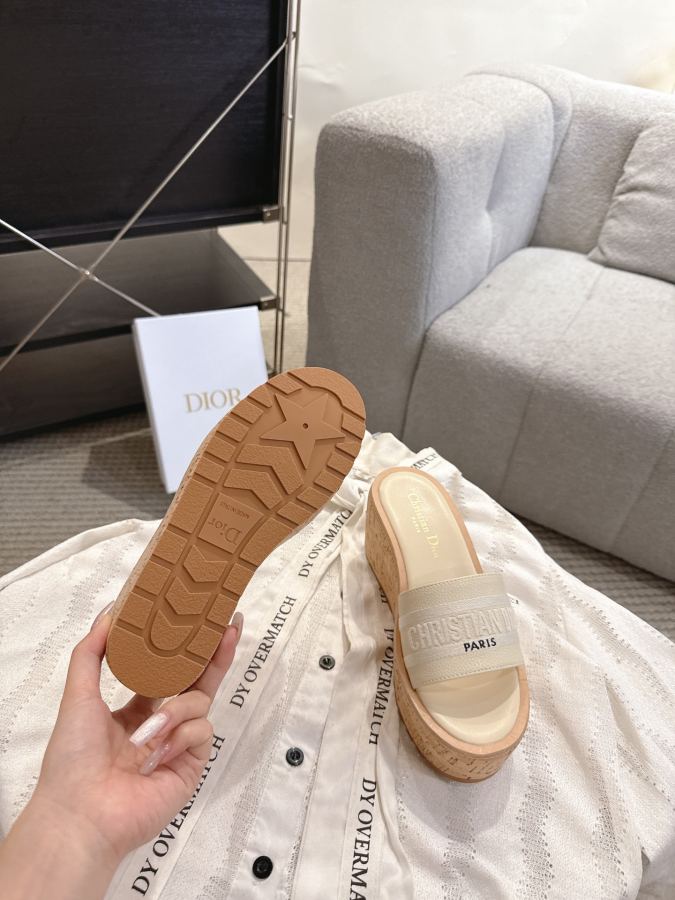 Dior women's shoes Dior 2025 New Dway CD logo — AAA Quality Replica — photo 6