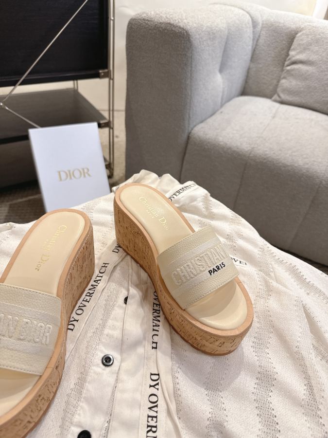 Dior women's shoes Dior 2025 New Dway CD logo — AAA Quality Replica — photo 8
