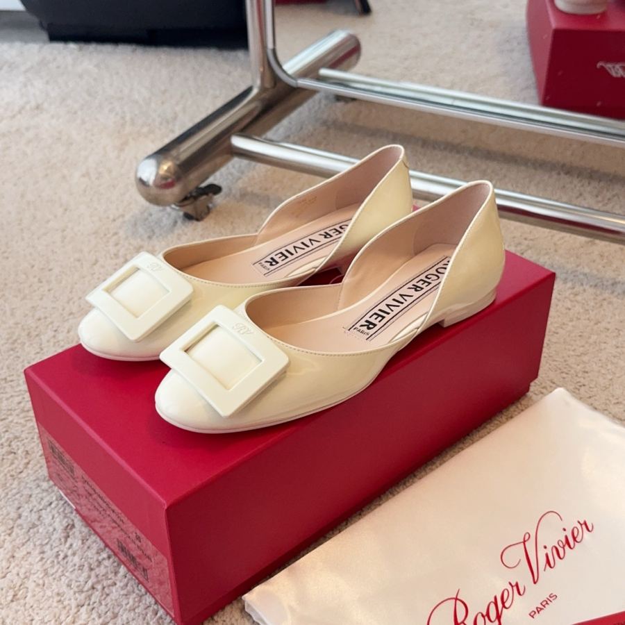 RV women's shoes Ballet hollow square buckle flats — 1:1 Replica For Sale — photo 3