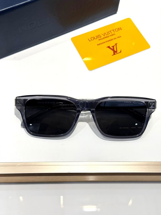LV glasses LOUIS VUITTO*LV — Premium Replica — photo 3