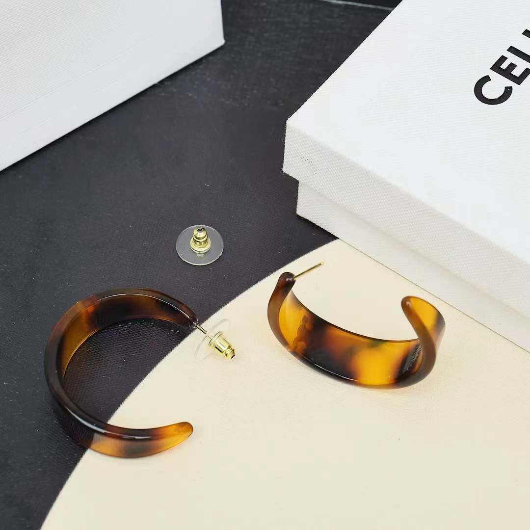Celine Jewelry Celine acrylic earrings retro fashionable — 1:1 Replica — photo 4