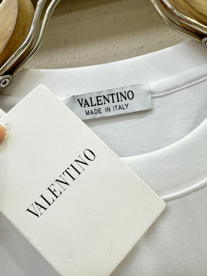 Valentino men VALENTINO 2026 T logo Series M-3 XL — 1:1 Replica — photo 5