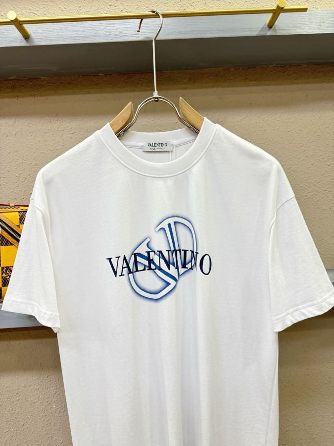 Valentino men VALENTINO 2026 T logo Series M-3 XL — 1:1 Replica — photo 6