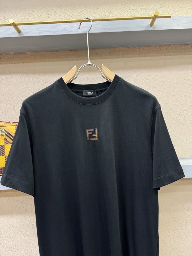 Fendi men FENDI 2026 T logo Series M-3 XL — Premium Replica — photo 2