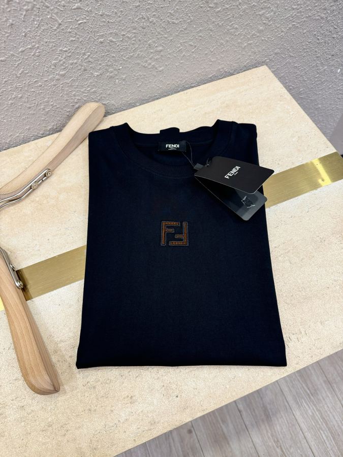 Fendi men FENDI 2026 T logo Series M-3 XL — Premium Replica — photo 3