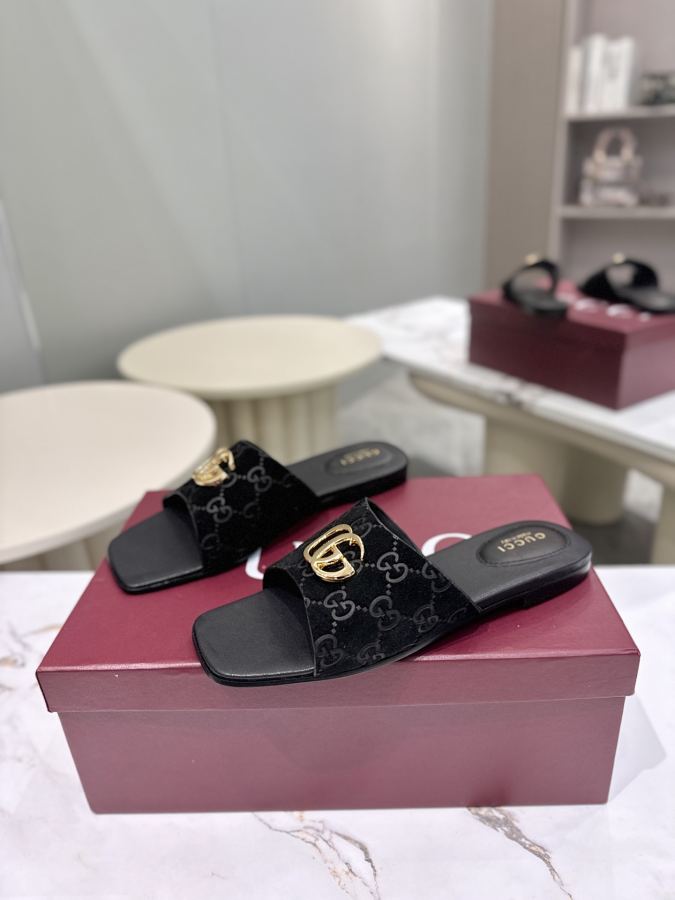 Gucci women's shoes Factory price Gucci's latest popular spring and summer flip-flops series. — 1:1 Replica For Sale — photo 3