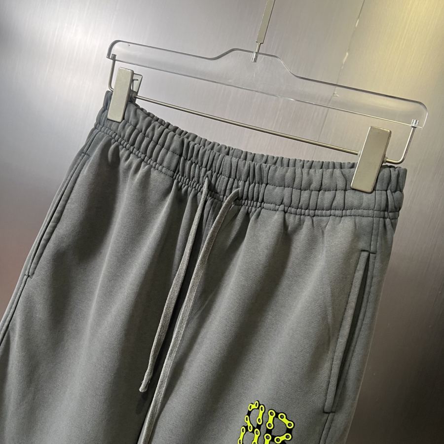 BALENCIAGA män Kläder 130, byxor 140 — photo 5