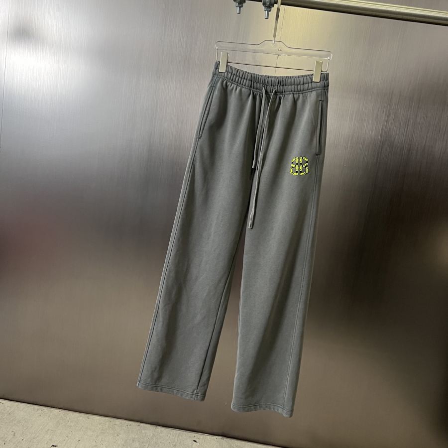 BALENCIAGA män Kläder 130, byxor 140 — photo 2